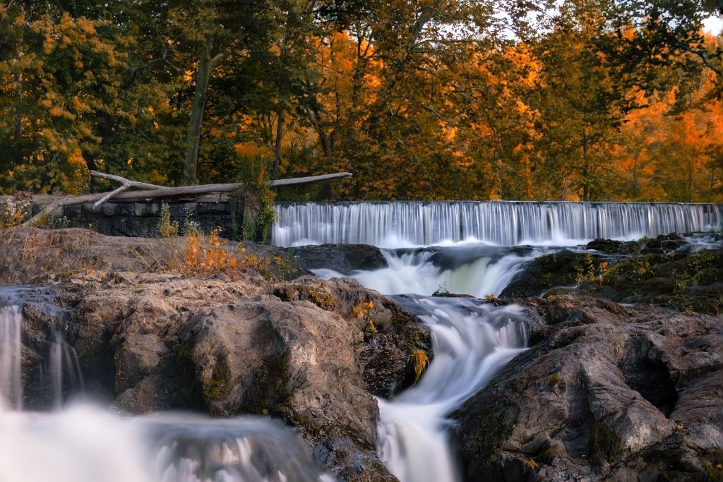 Waterfall in Madam brett park surrounded by stunning fall folaige. 