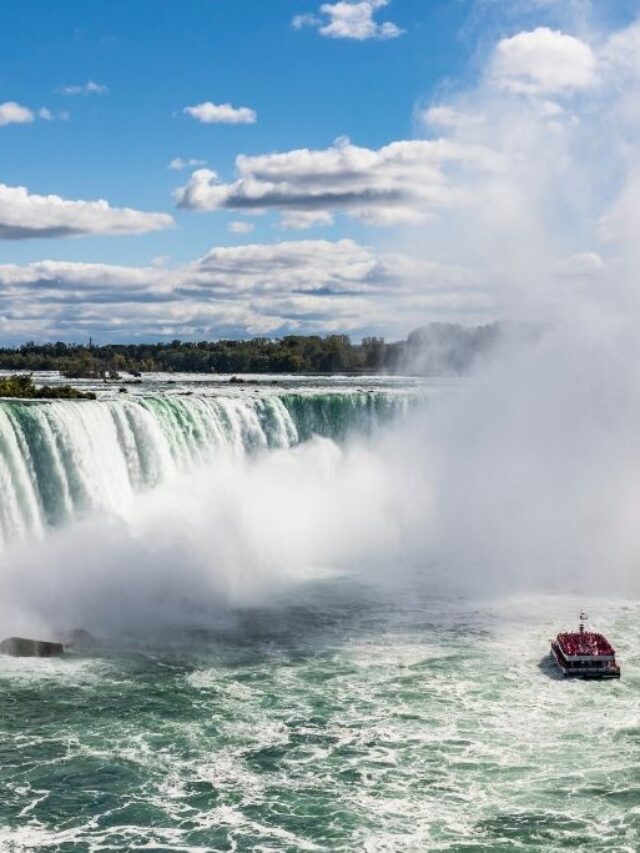 An aerial view of Niagara Falls and the Maid of the mist.