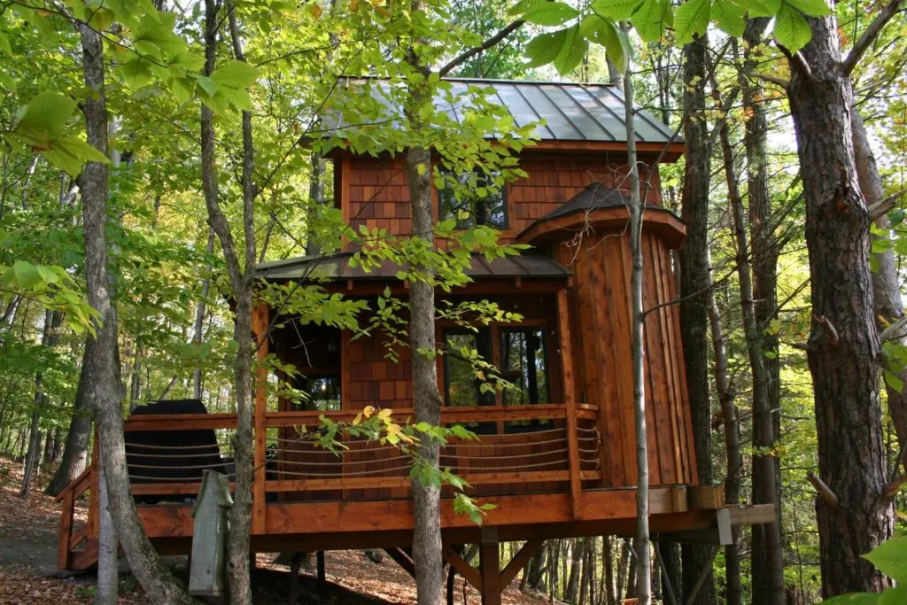 Exterior side view of the Out on a Limb treehouse in Argyle, NY. 
