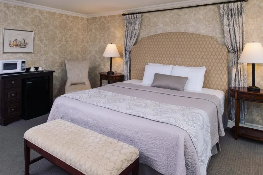 Light and airy traditionally decorated room inside the Red Coach Inn. 