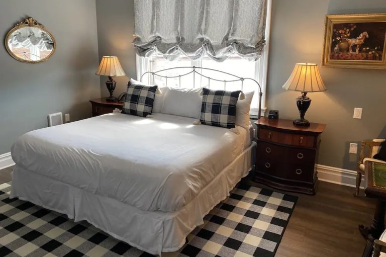 Local’s 20 All Time Best Romantic Getaways in Upstate New York