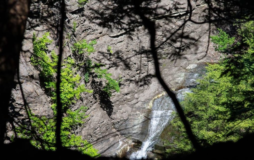 Conklin's Gully in High Tor and the rocky slopes which is one of the best hikes in the Finger Lakes.