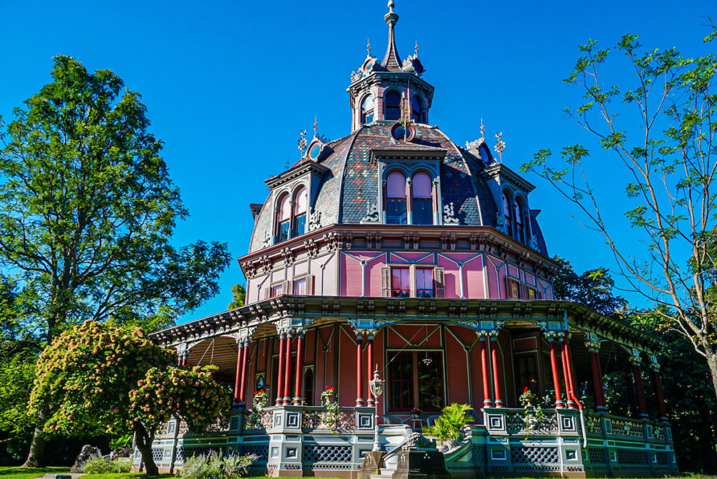 Armour Stiner House in Irvington. Pink, Octagon-shaped house which is painted vivid pink and blue. It is one of the cool things to do in Sleepy Hollow NY