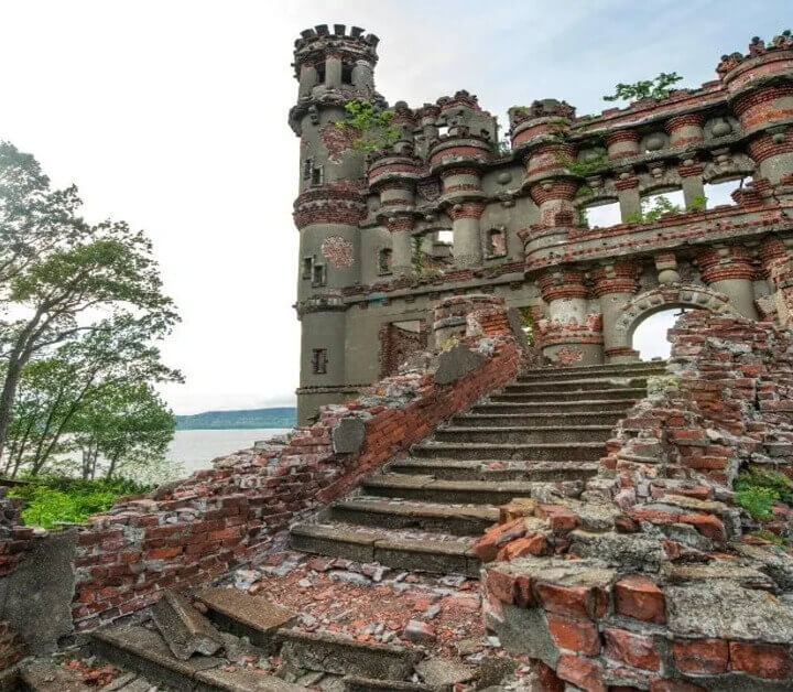 View of Bannerman Castle, one of the best things to do in Cold Spring NY
