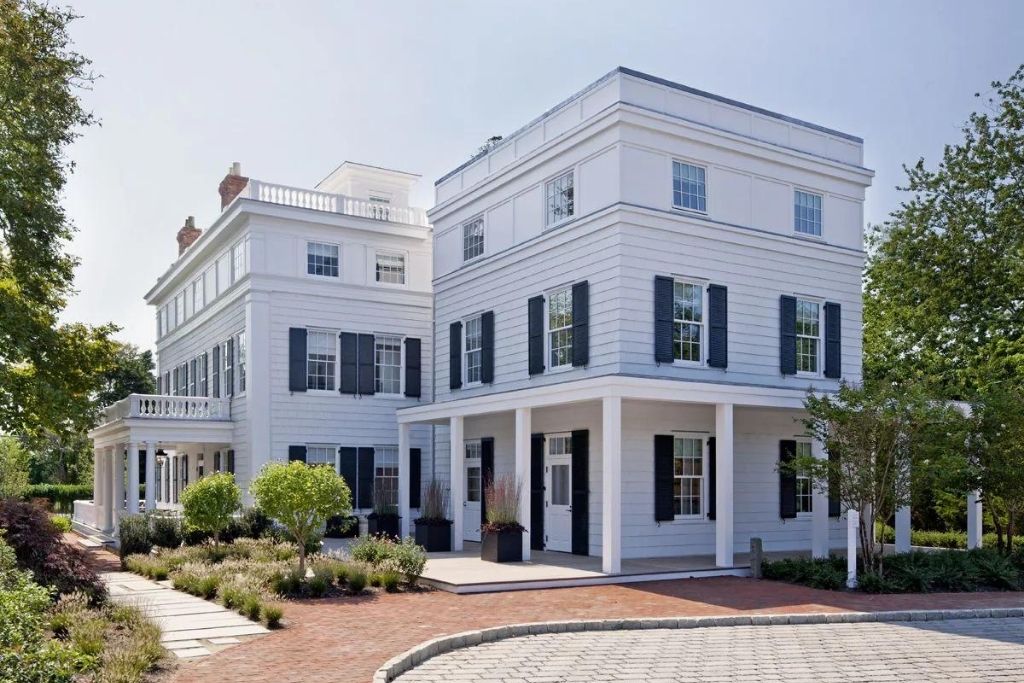 Interior of Topping Rose House, one of the best hotels in the Hamptons 