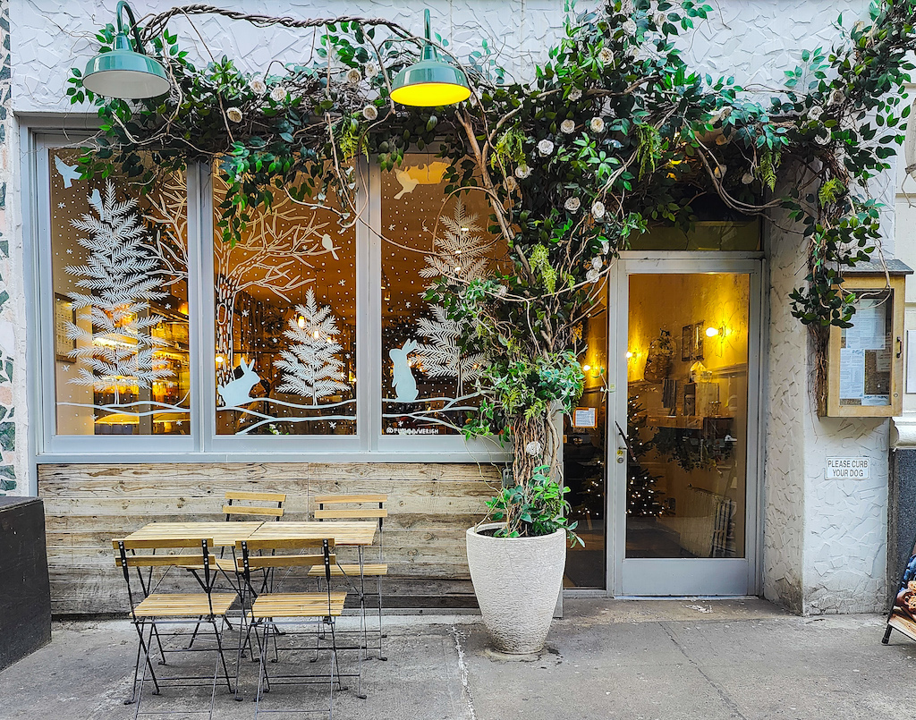 The charming exterior of Maman, one of the best restaurants in SOHO NYC. 