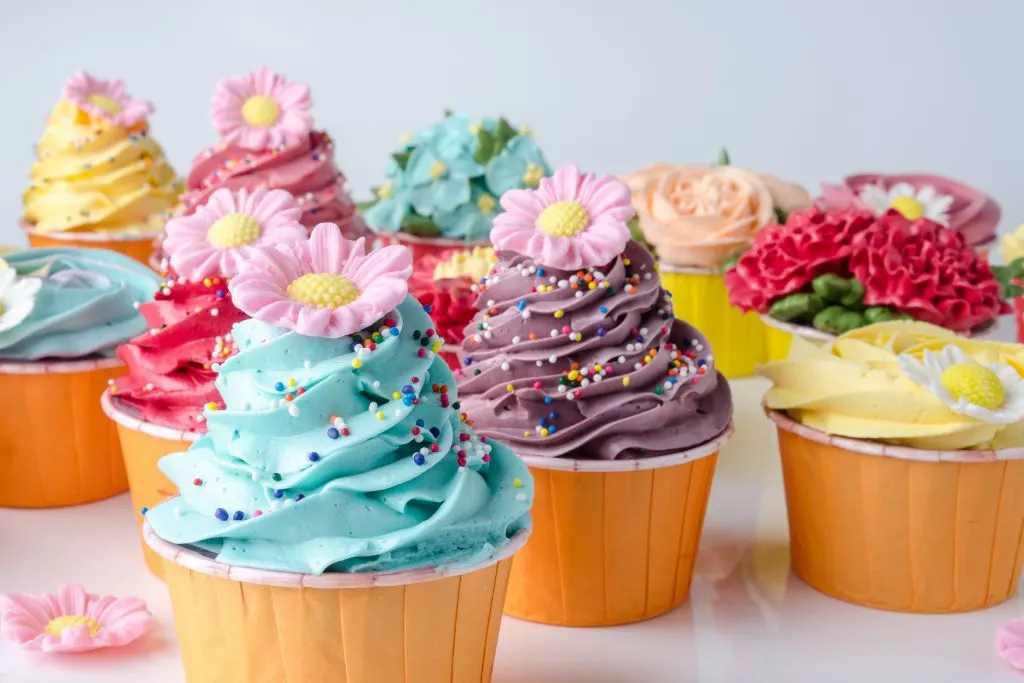 Assortment of floral themed vegan cupcakes from one of the best vegan bakeries in New York City. 