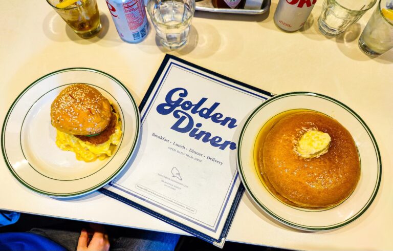 15 Best Pancakes in NYC + Amazing Local Tips